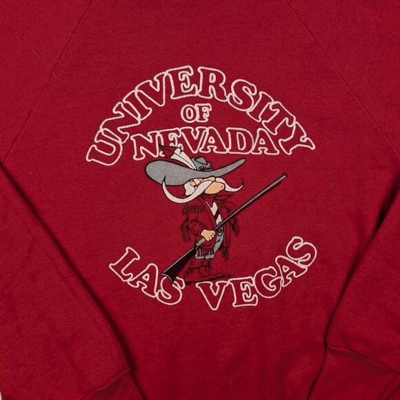 Vintage University of Nevada 80s Las Vegas Beauregard Red Crewneck Size Large - Picture 2 of 8